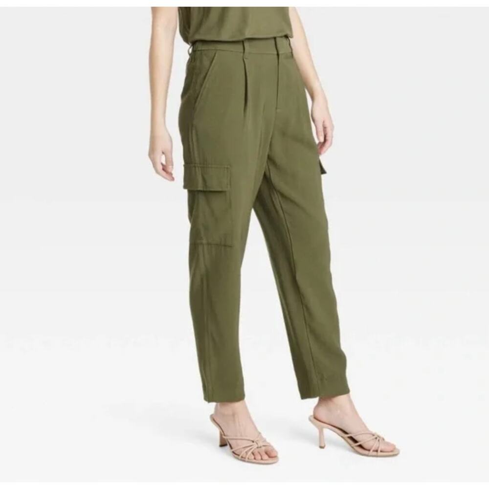 A New Day Olive Green High Rise Ankle Cargo‎ Pants Women's Size 10